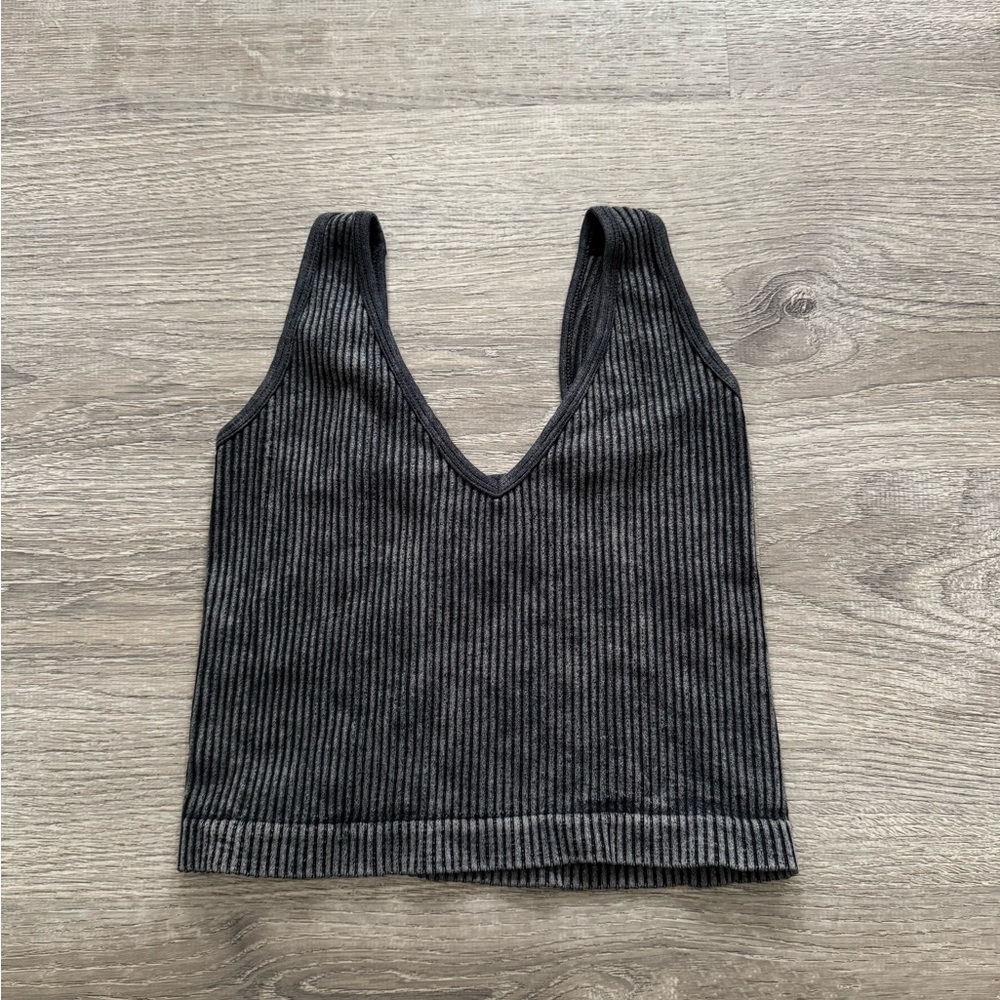 Ribbed Cropped Tank Top